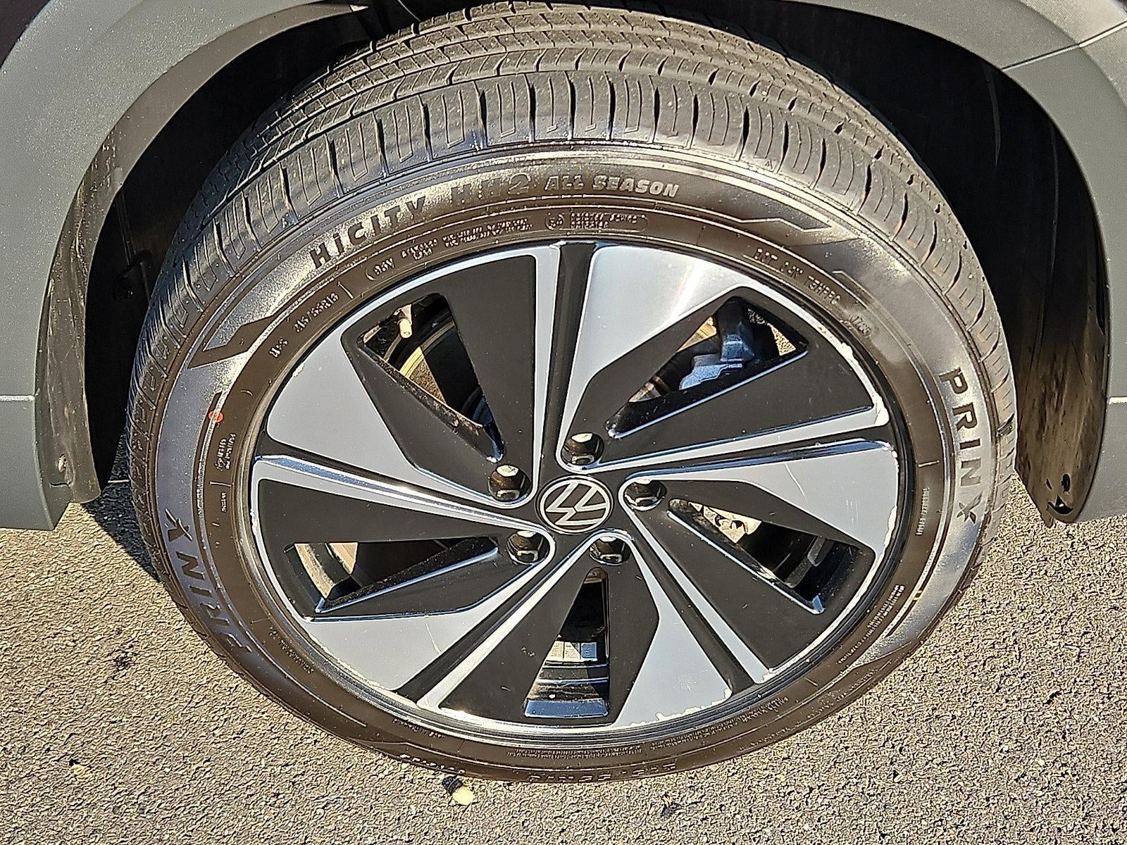 2024 Volkswagen Taos SE 4MOTION