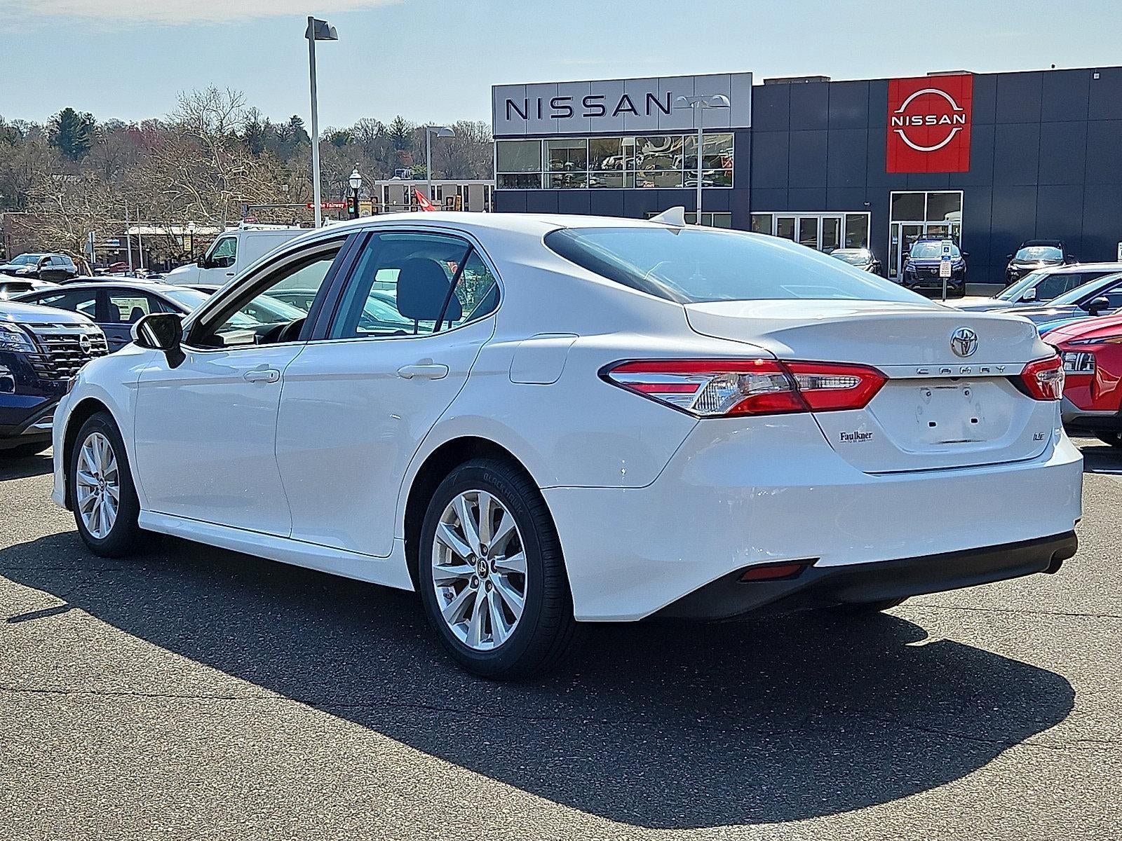 2019 Toyota Camry LE Auto (SE)