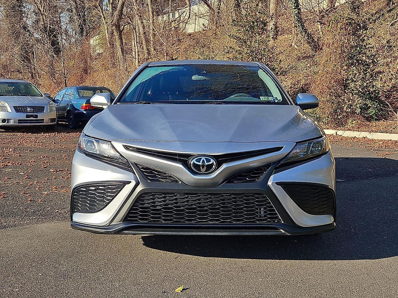 2021 Toyota Camry SE Auto (Natl)