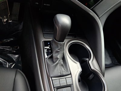 2024 Toyota Camry SE Auto AWD (Natl)