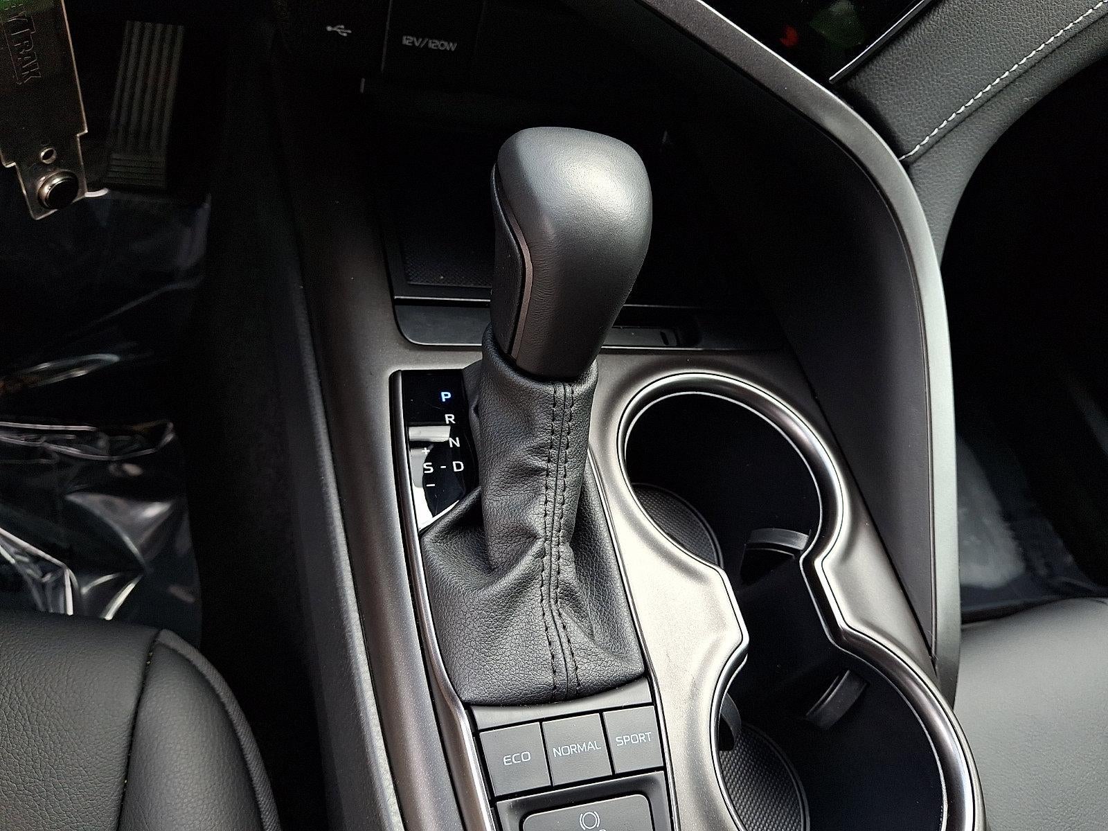 2024 Toyota Camry SE Auto AWD (Natl)