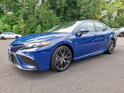 2024 Toyota Camry SE Auto AWD (Natl)
