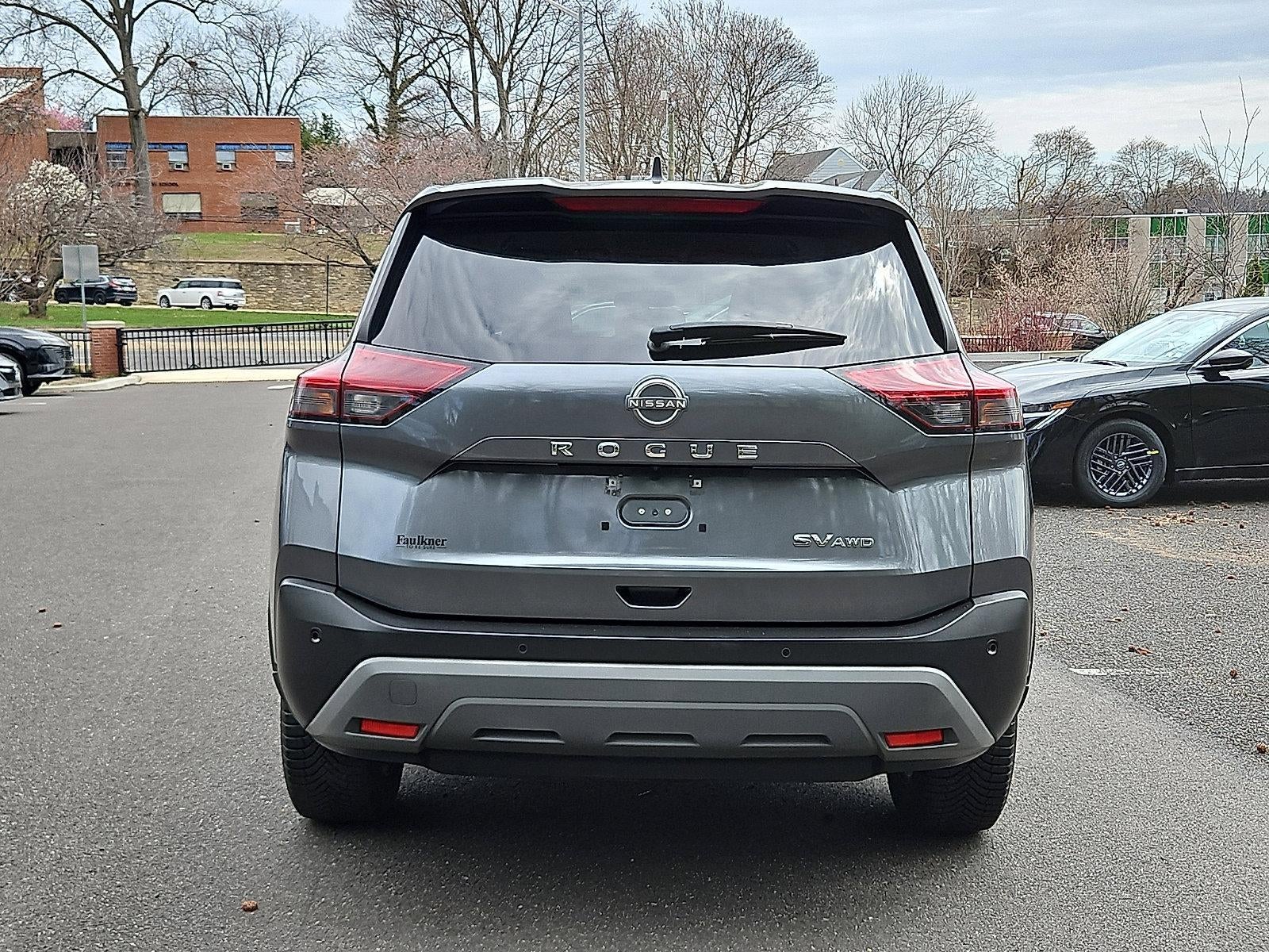 2022 Nissan Rogue SV