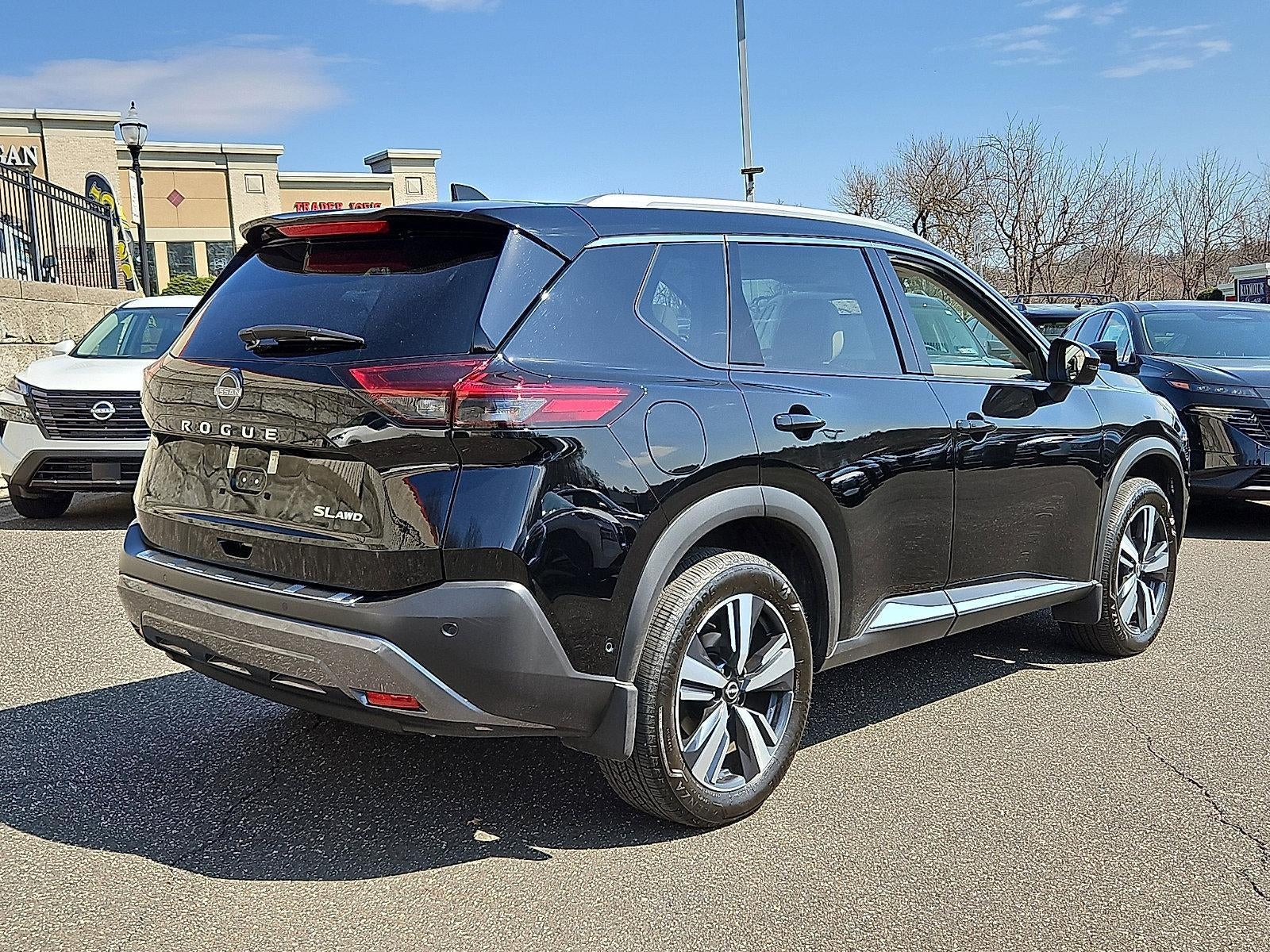 2023 Nissan Rogue SL