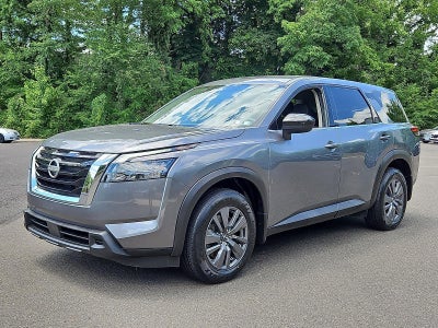 2024 Nissan Pathfinder S