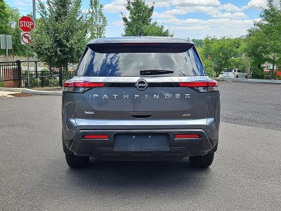 2024 Nissan Pathfinder S