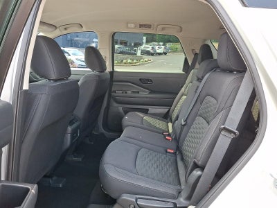 2024 Nissan Pathfinder S