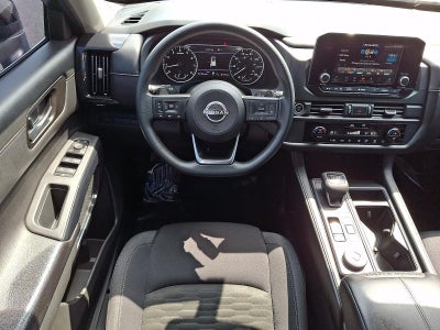 2024 Nissan Pathfinder S