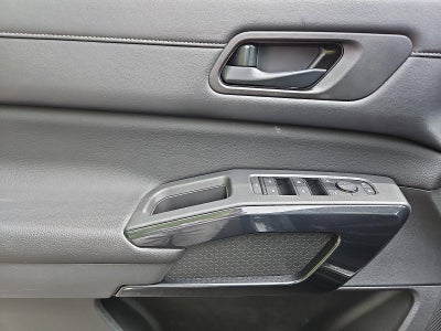 2023 Nissan Pathfinder SV
