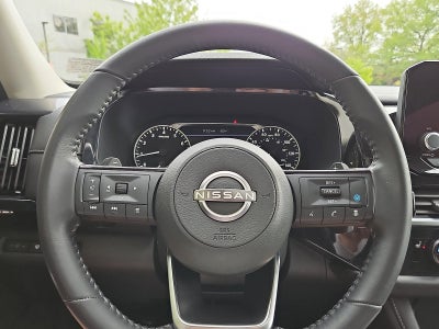2023 Nissan Pathfinder SV