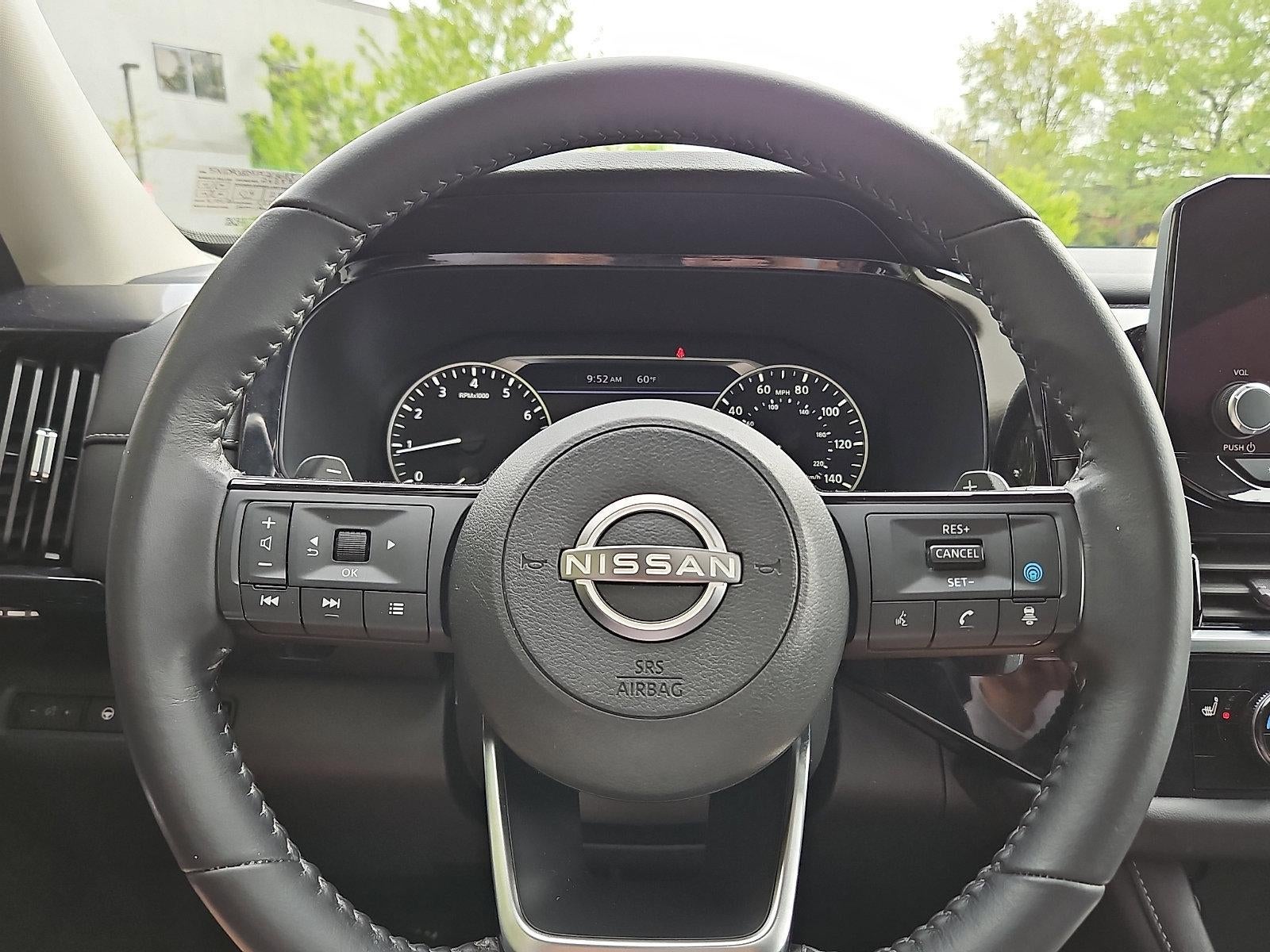 2023 Nissan Pathfinder SV