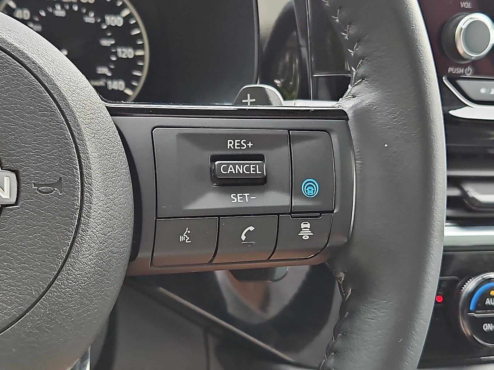 2023 Nissan Pathfinder SV
