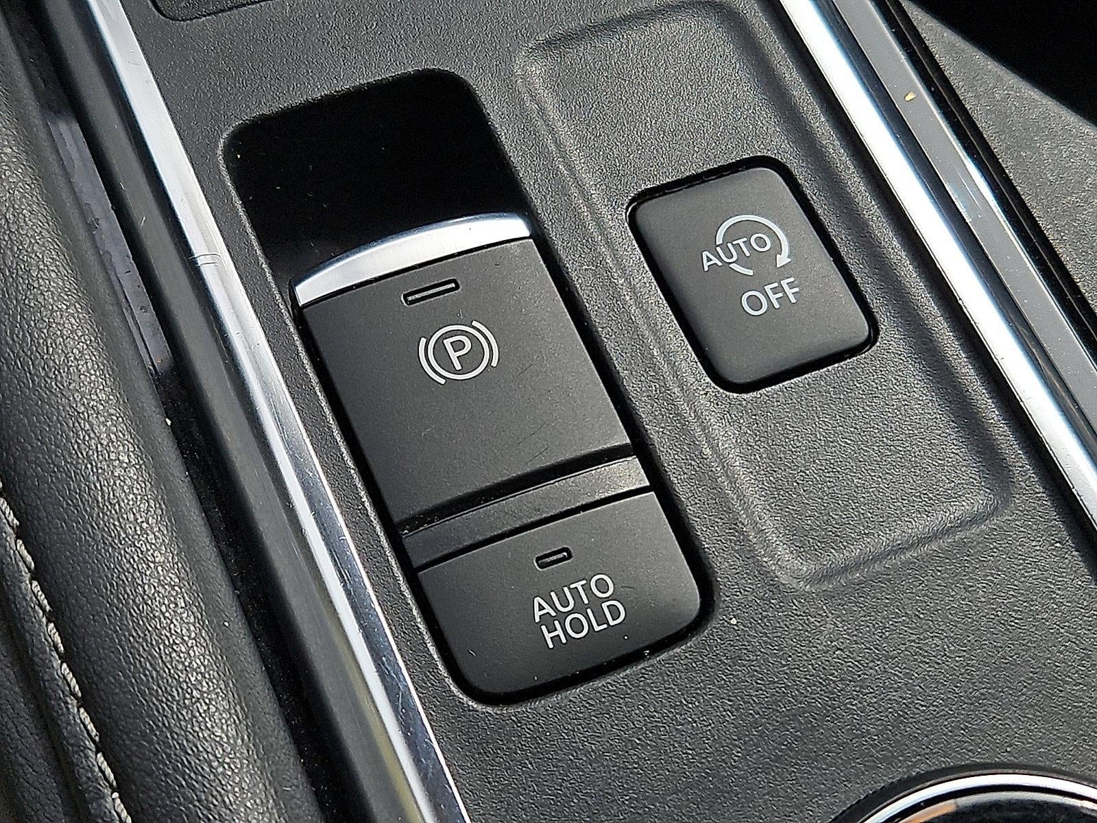 2023 Nissan Pathfinder SV