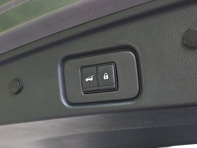 2023 Nissan Pathfinder SV