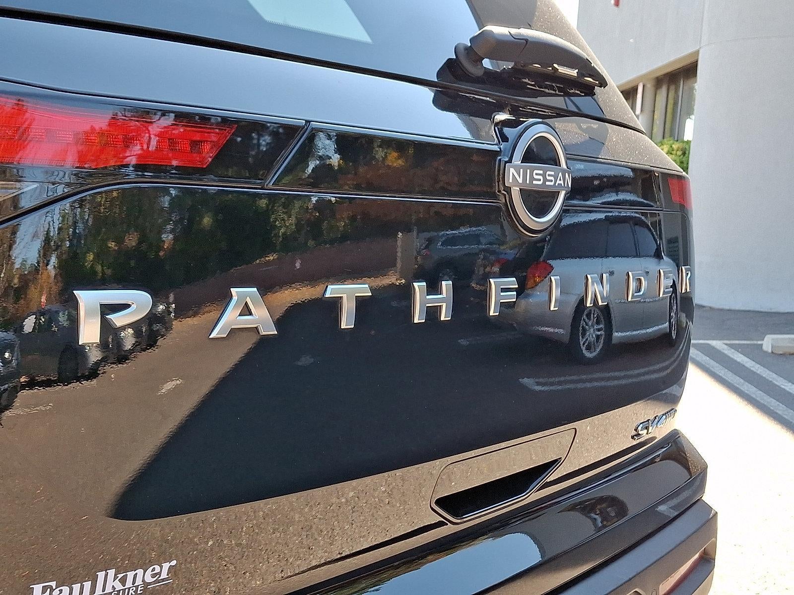 2024 Nissan Pathfinder SV