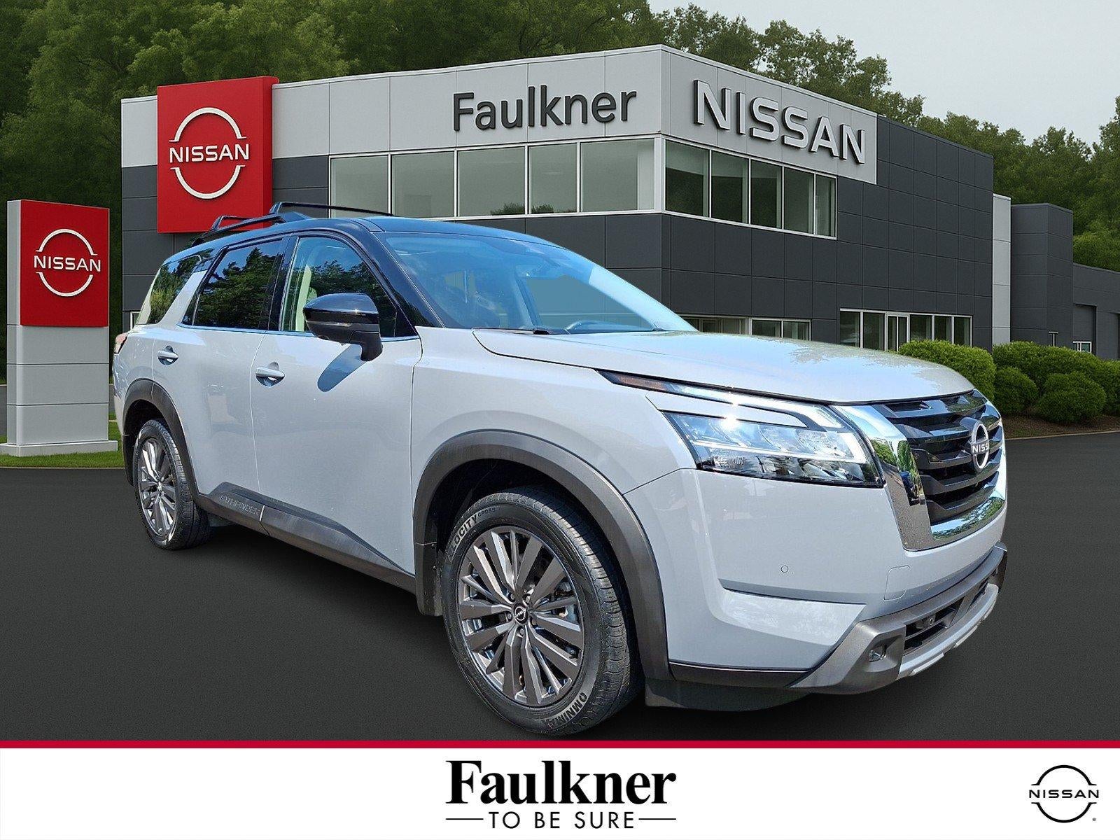 2024 Nissan Pathfinder SL