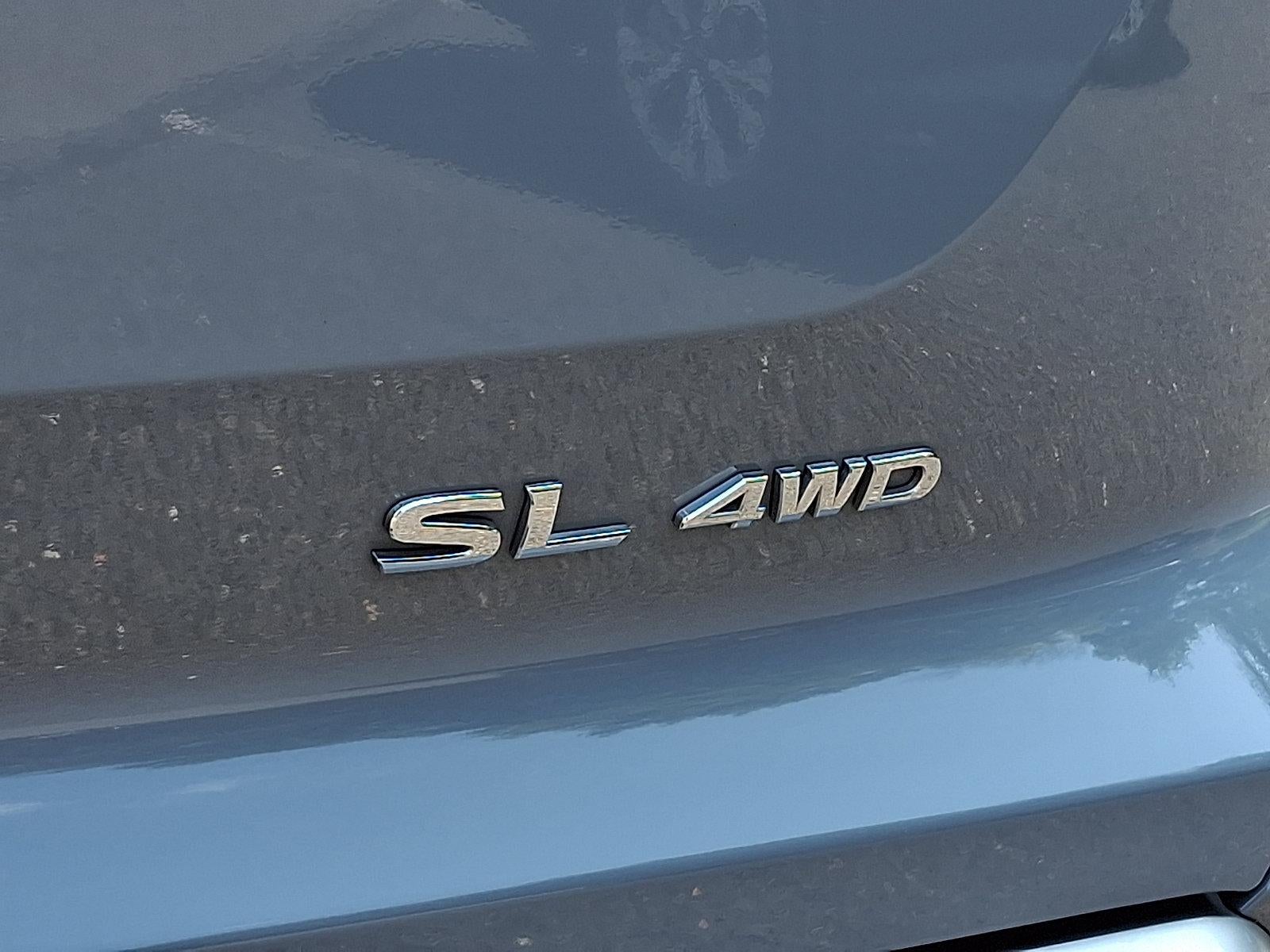 2024 Nissan Pathfinder SL