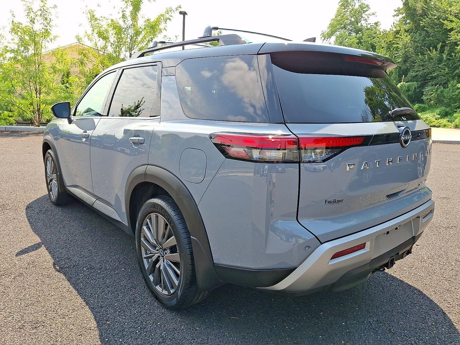 2024 Nissan Pathfinder SL