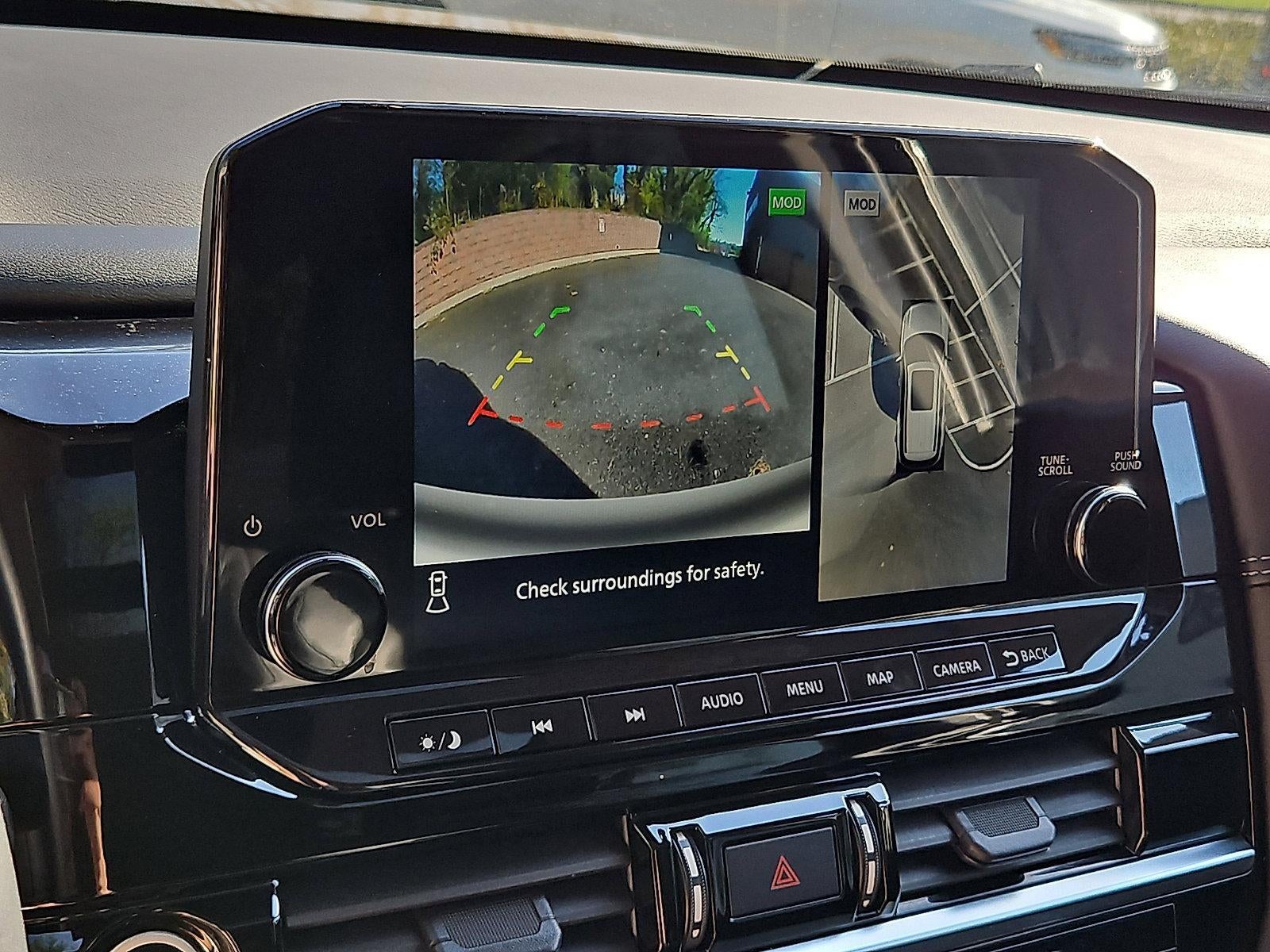 2023 Nissan Pathfinder Platinum