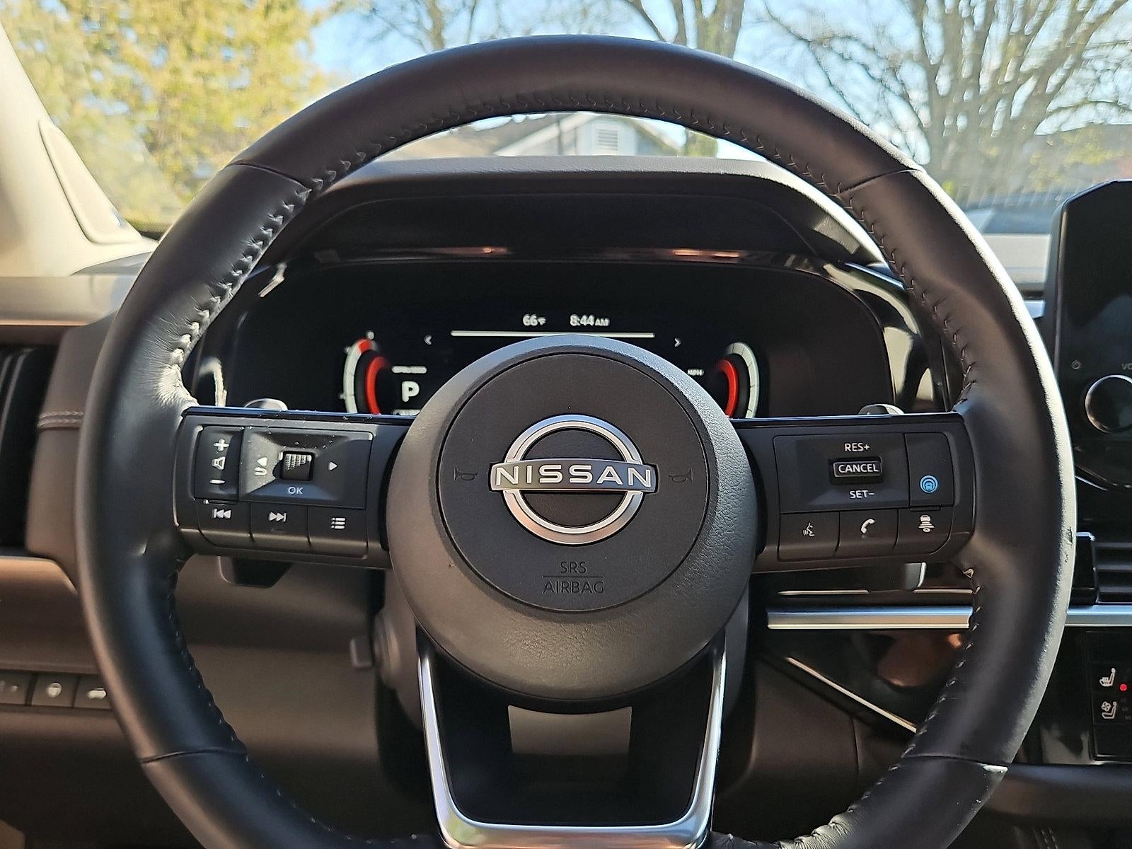 2023 Nissan Pathfinder Platinum