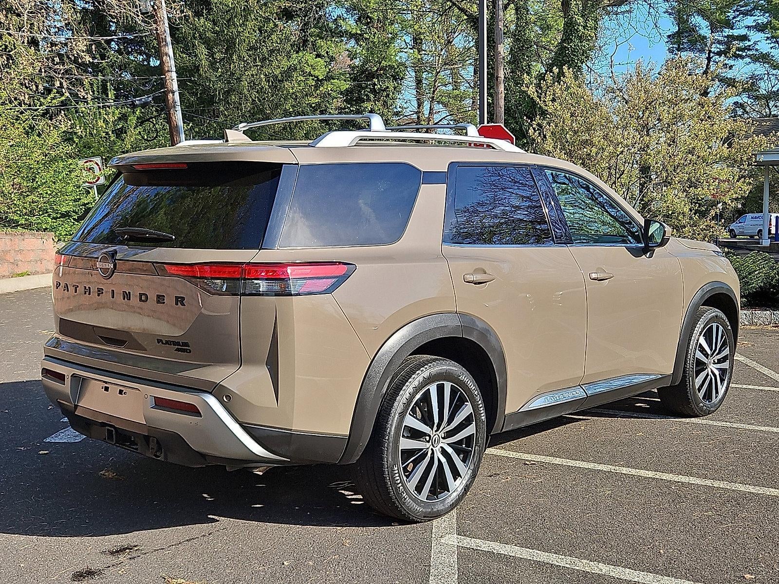 2023 Nissan Pathfinder Platinum