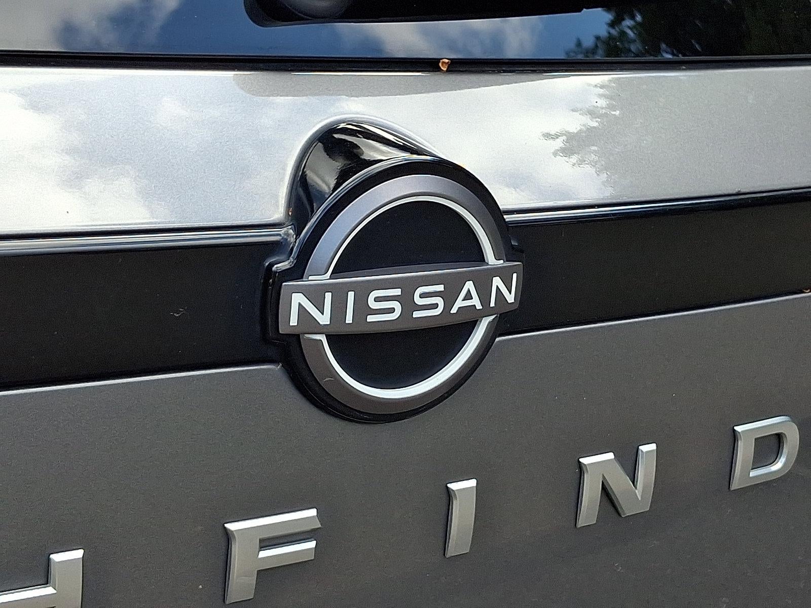 2022 Nissan Pathfinder Platinum 4WD
