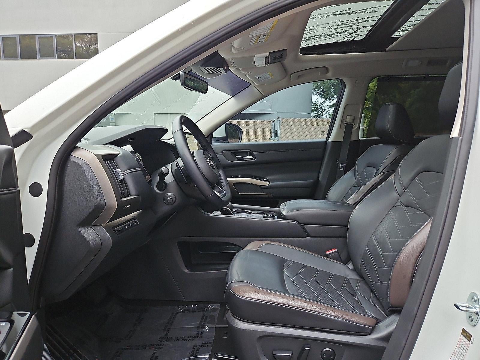 2024 Nissan Pathfinder Platinum