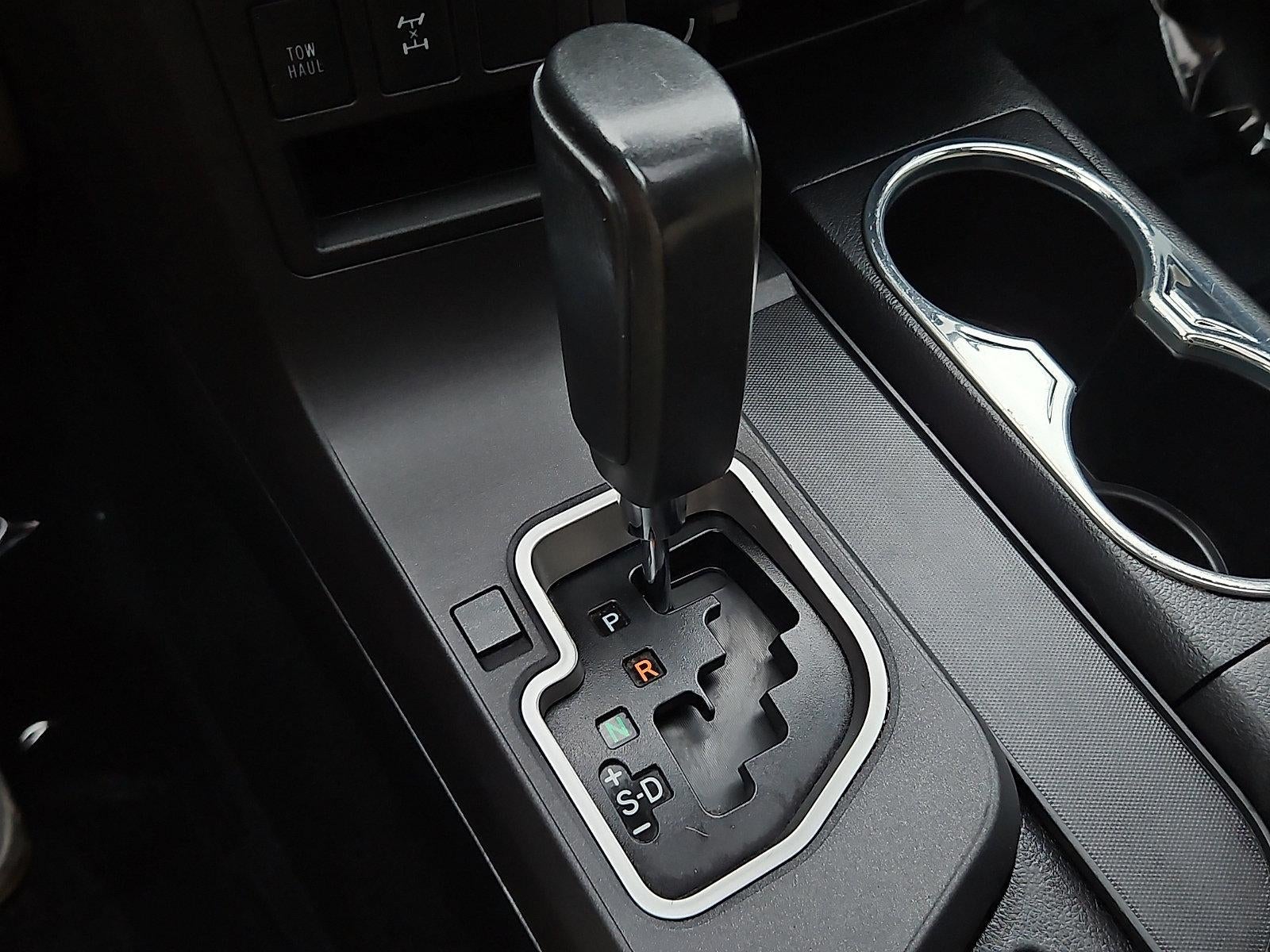 2018 Toyota Sequoia Limited 4WD (SE)