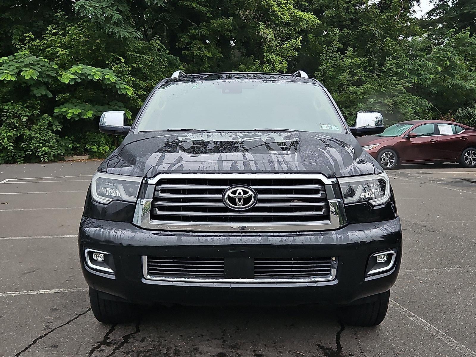 2018 Toyota Sequoia Limited 4WD (SE)