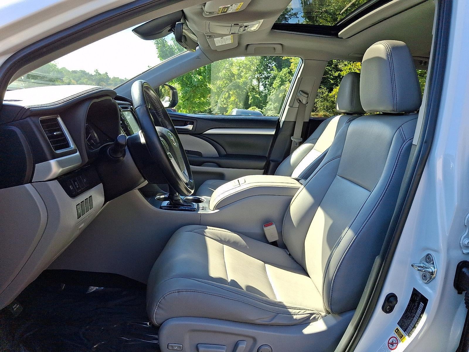 2019 Toyota Highlander XLE V6 FWD (Natl)