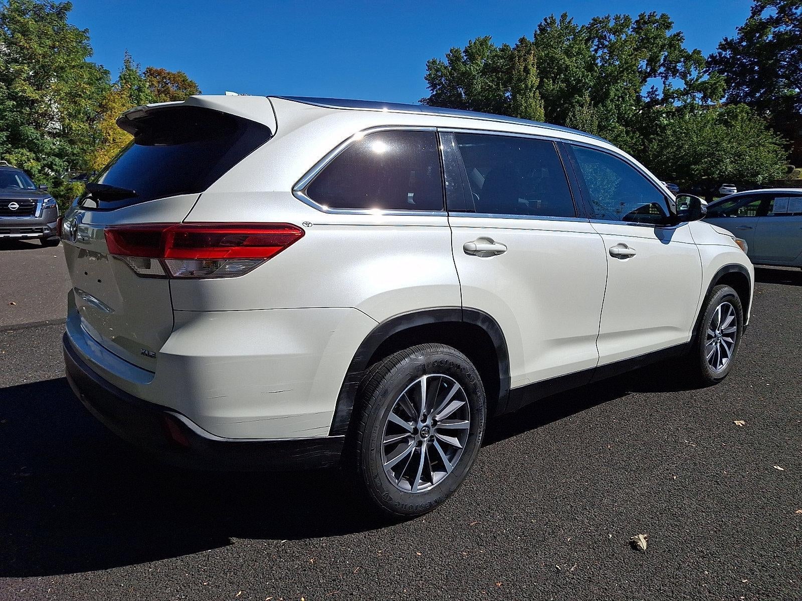2019 Toyota Highlander XLE V6 FWD (Natl)