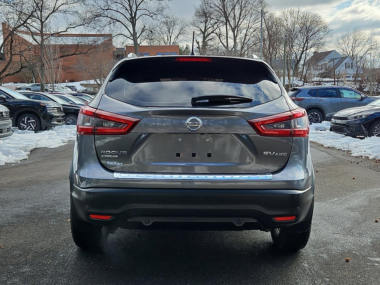 2022 Nissan Rogue Sport SV