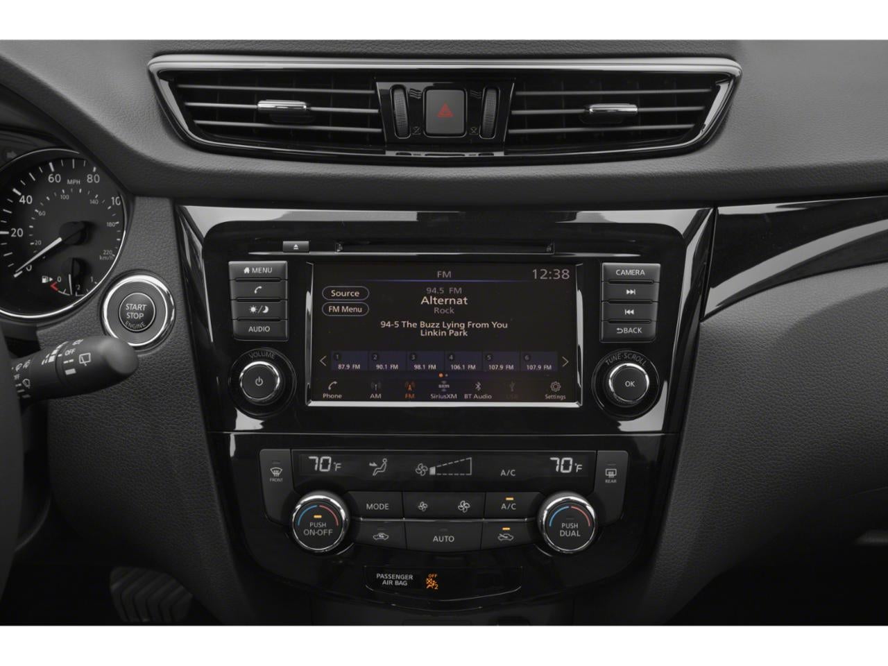 2022 Nissan Rogue Sport SV