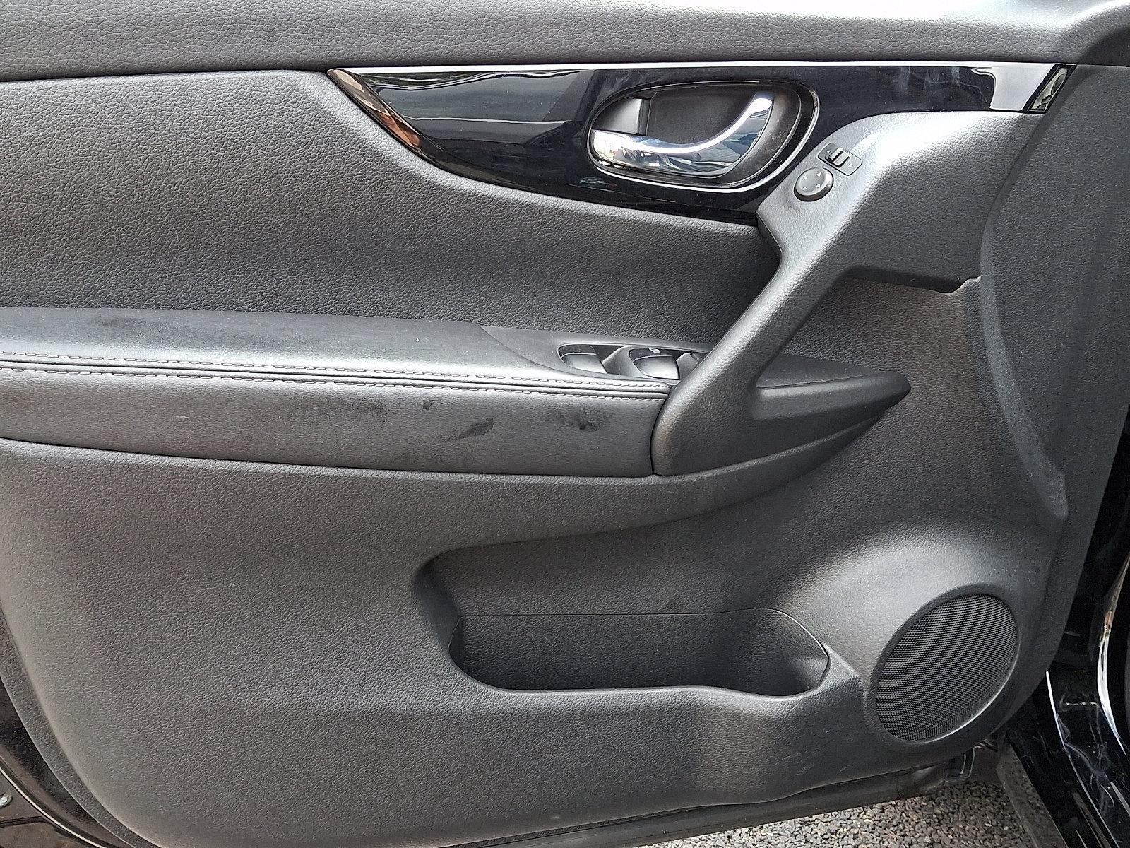 2017 Nissan Rogue Sport SV