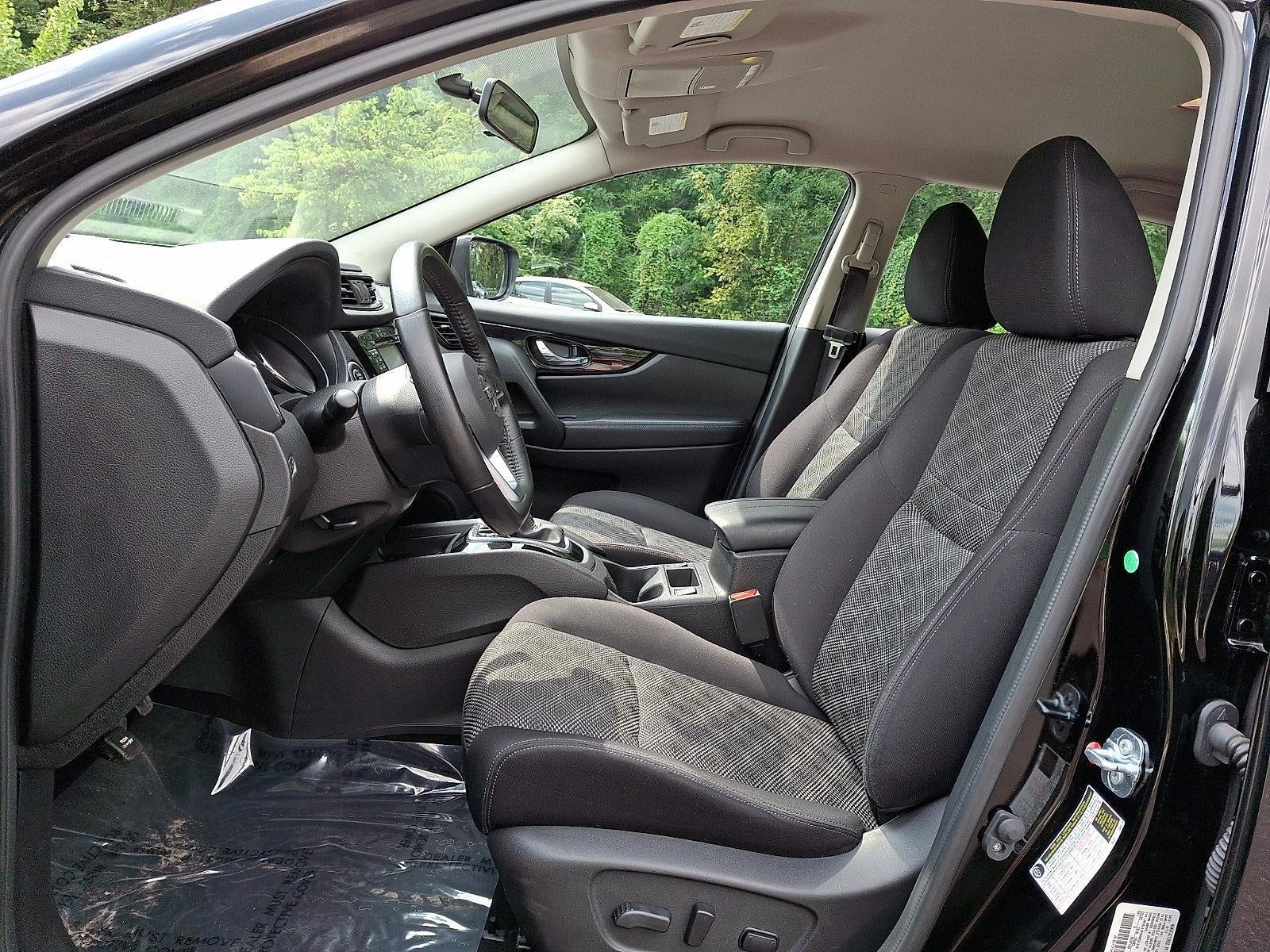 2017 Nissan Rogue Sport SV