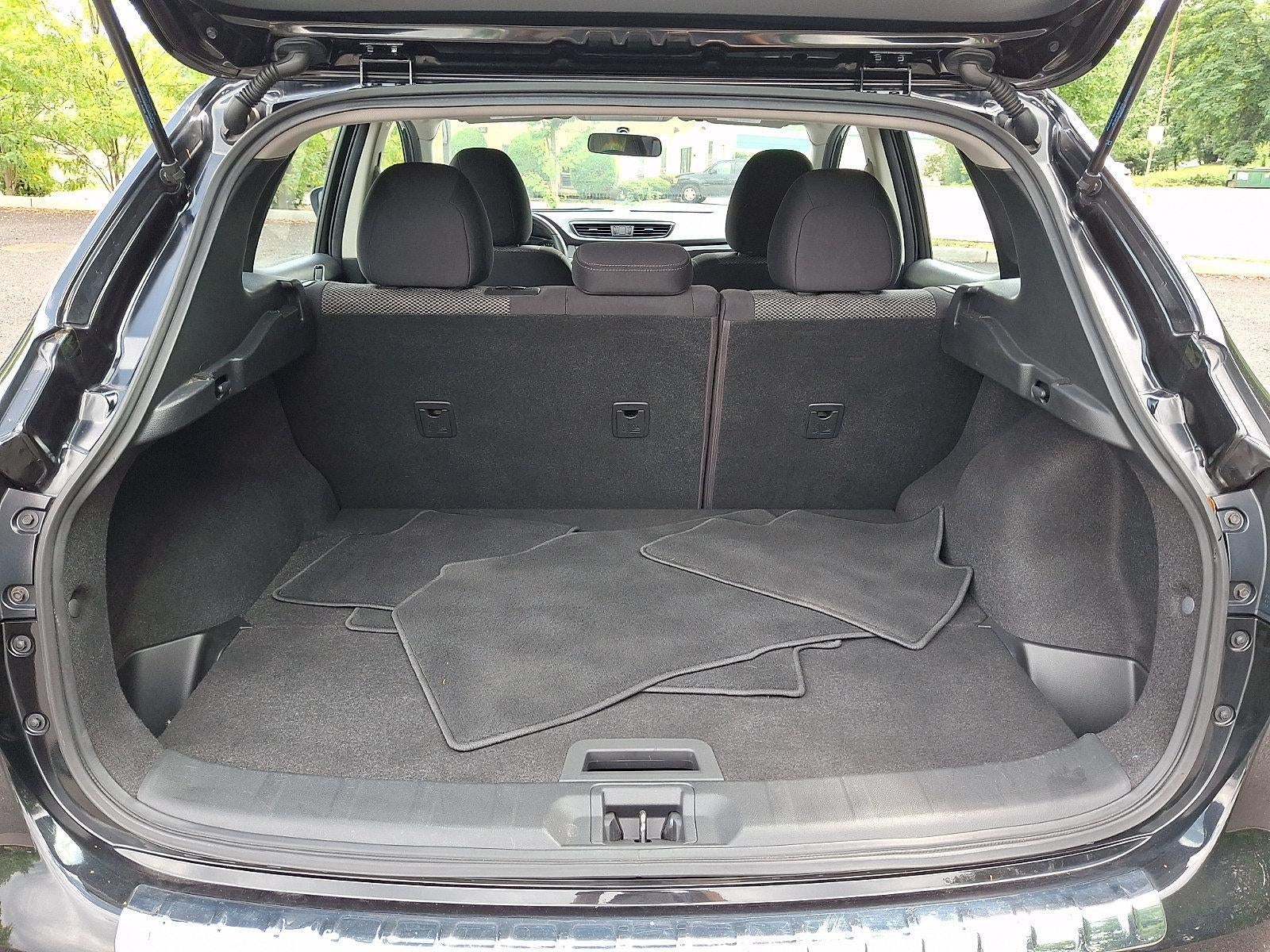 2017 Nissan Rogue Sport SV