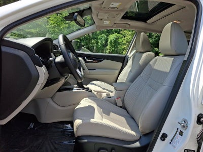 2022 Nissan Rogue Sport SL