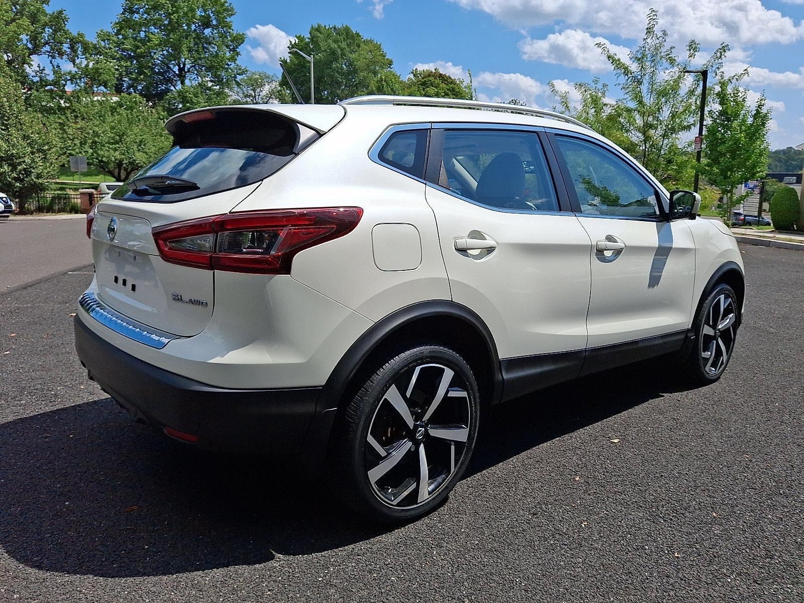2022 Nissan Rogue Sport SL