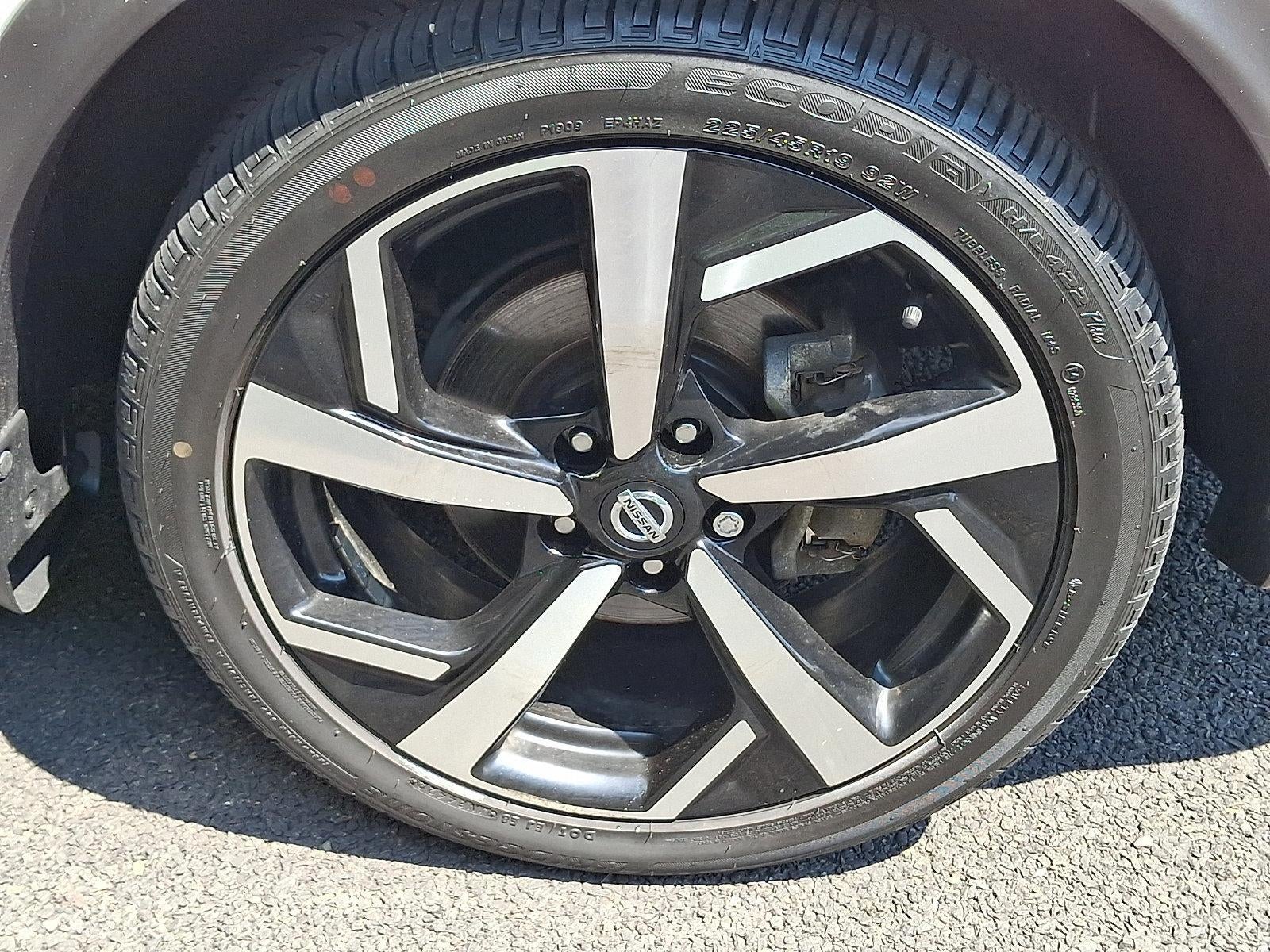2022 Nissan Rogue Sport SL