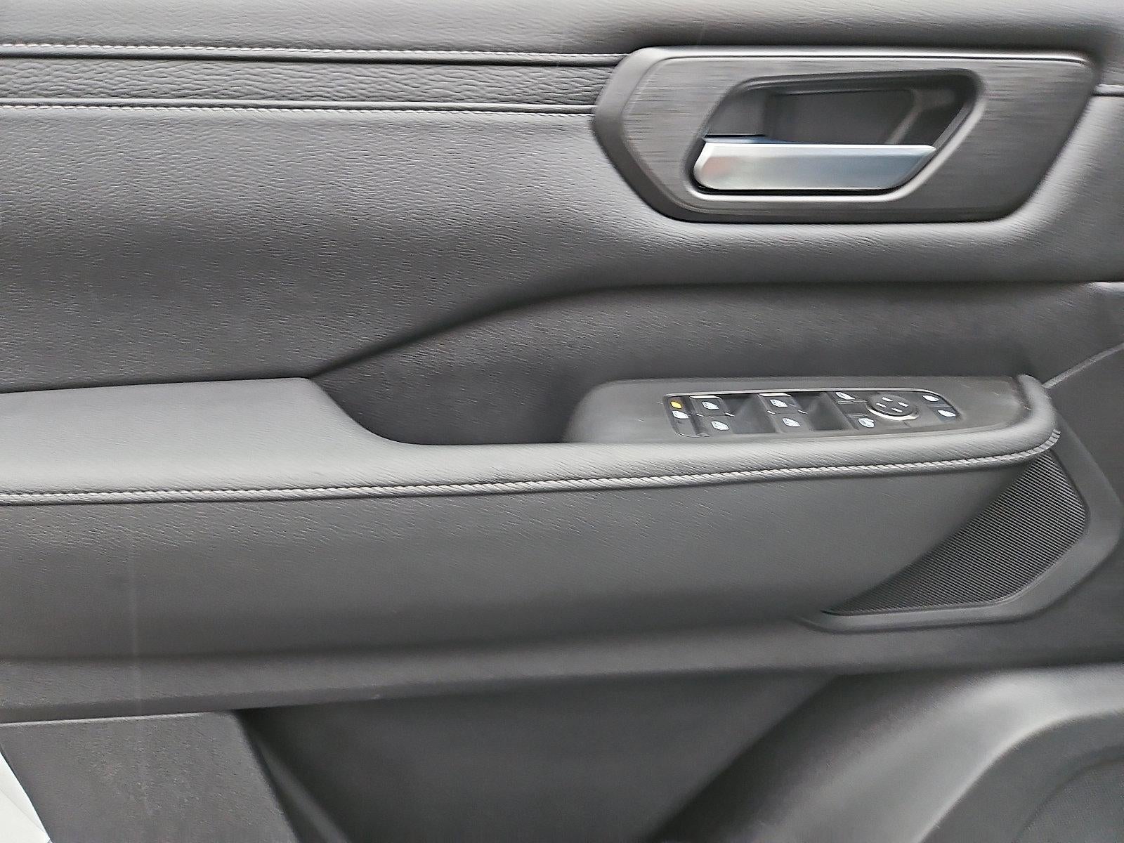 2025 Nissan Armada SV