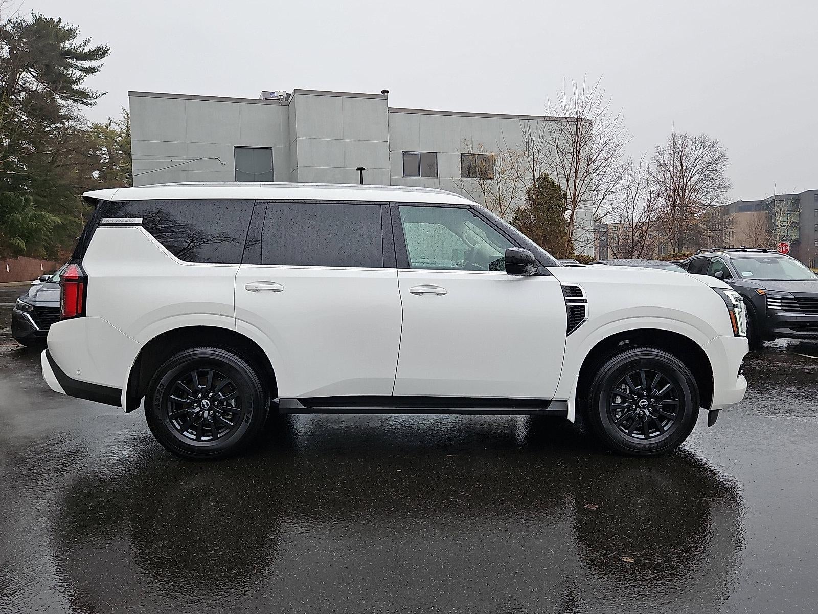 2025 Nissan Armada SV