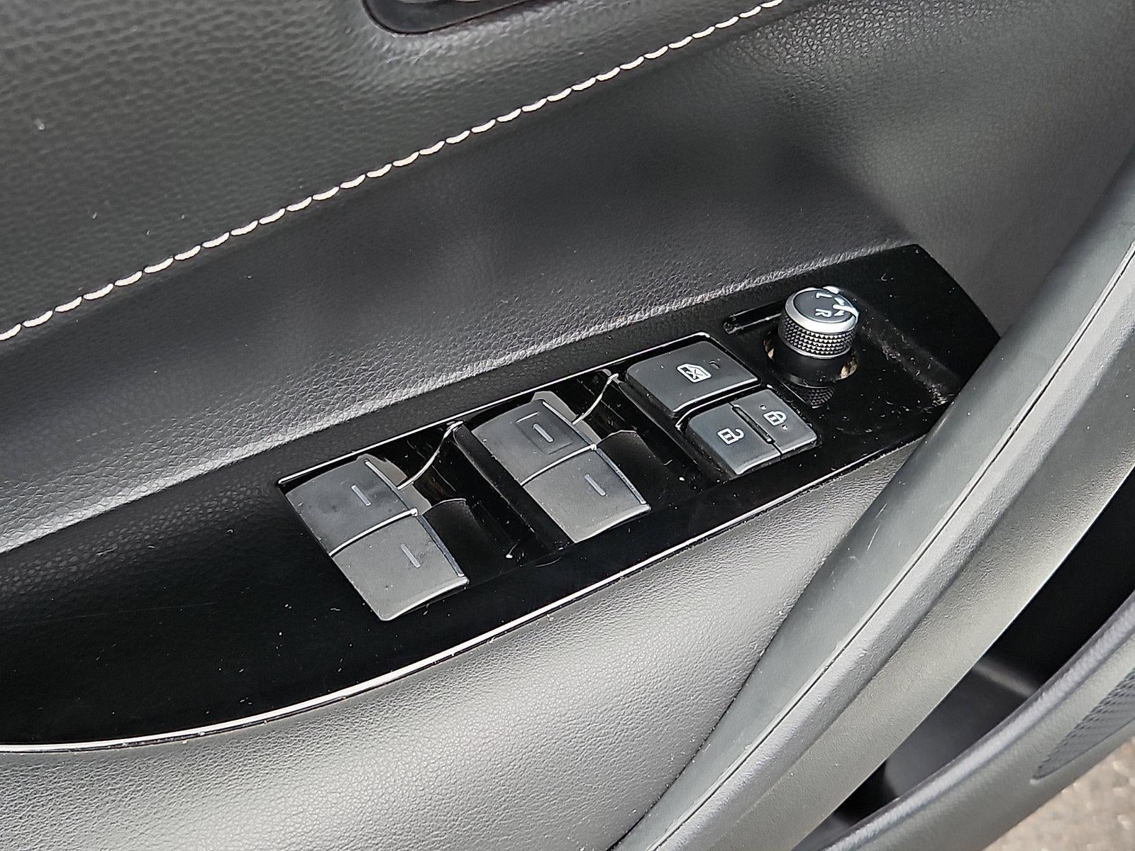 2021 Toyota Corolla Hatchback Nightshade CVT (Natl)