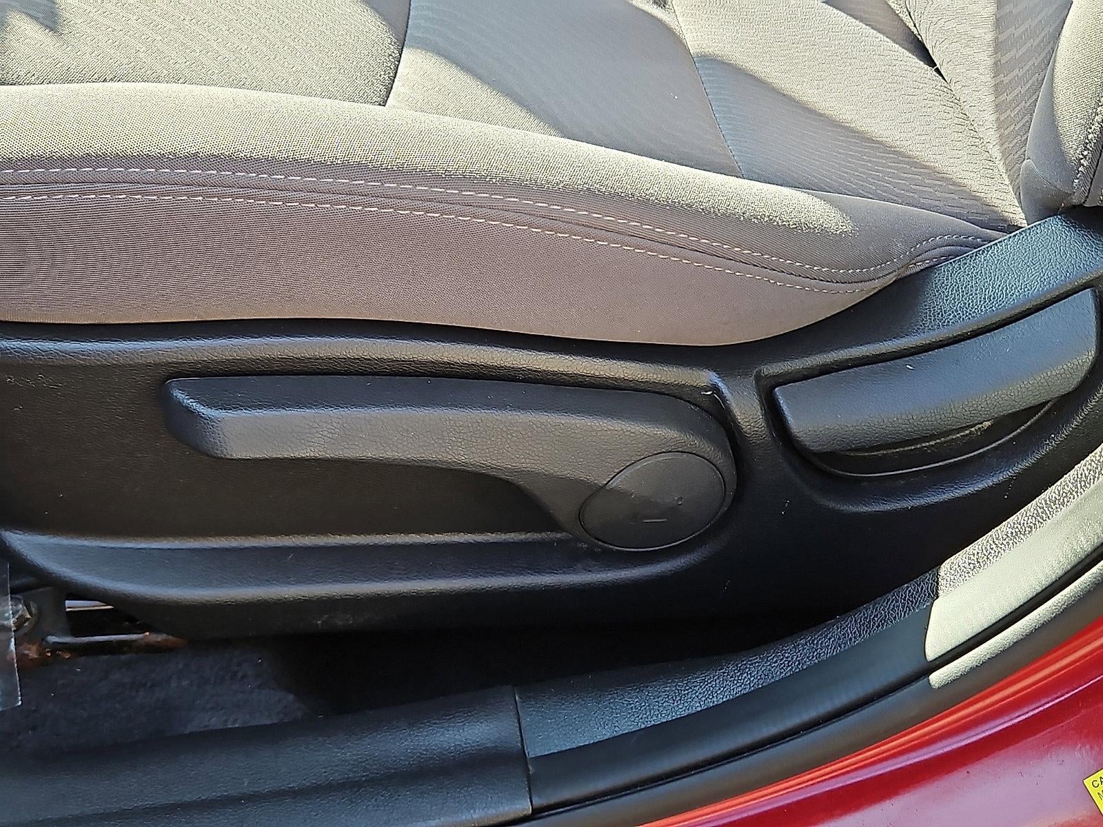 2016 Hyundai ELANTRA 4dr Sdn Auto SE