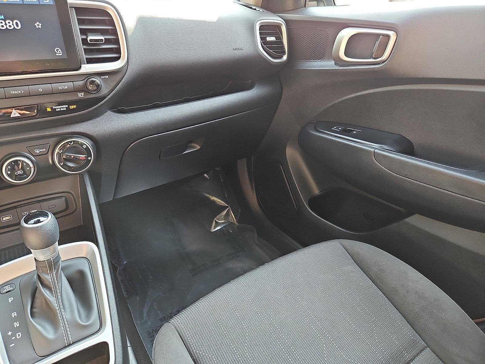 2022 Hyundai VENUE SE IVT