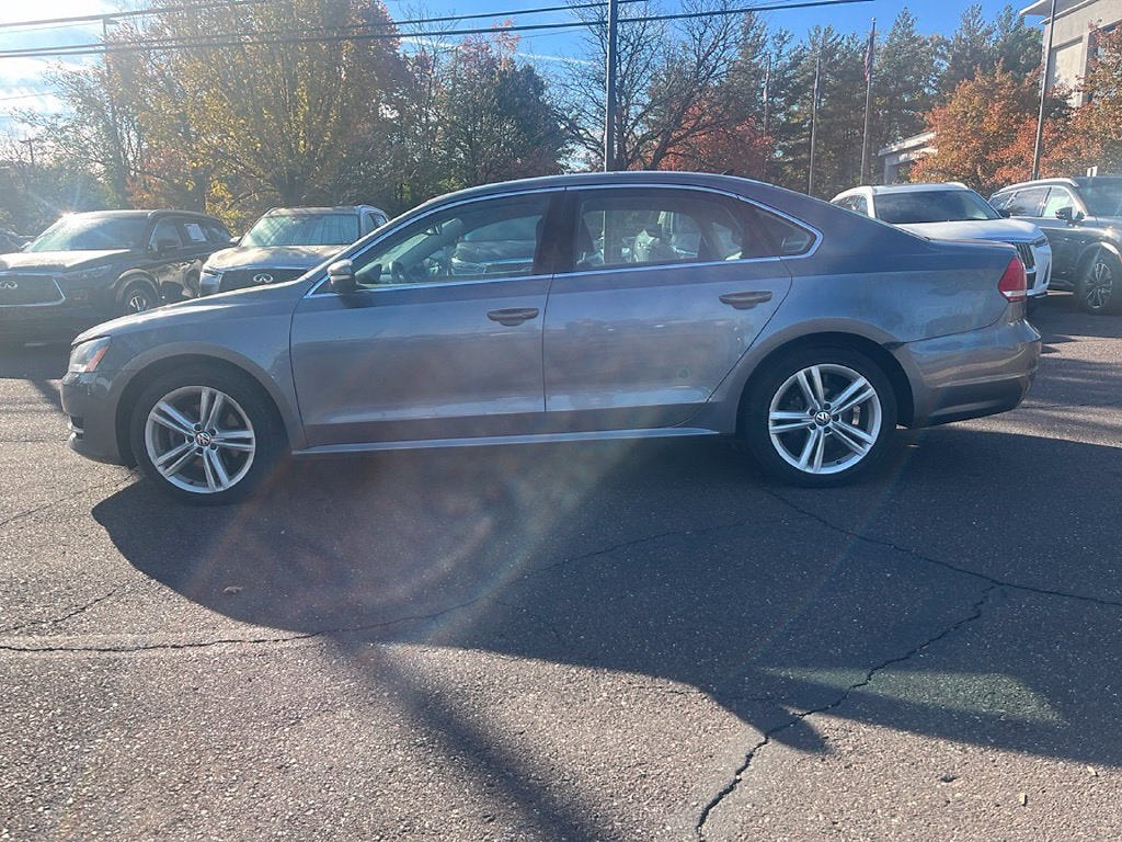 2014 Volkswagen Passat 4dr Sdn 1.8T Auto SE PZEV
