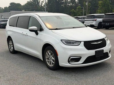 2023 Chrysler Pacifica Touring L FWD