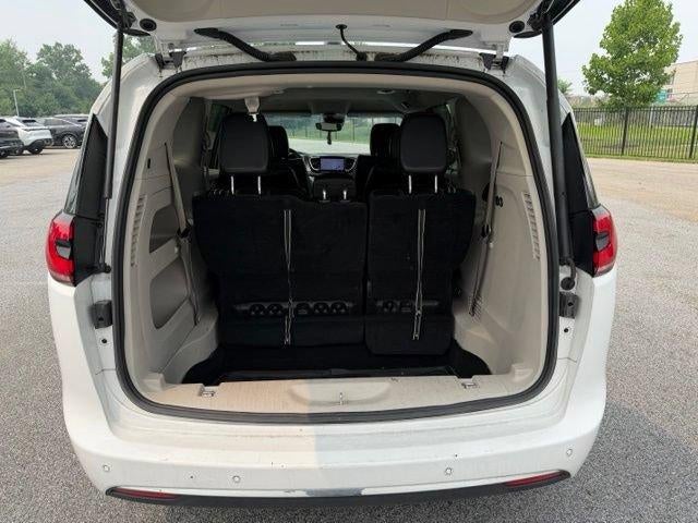 2023 Chrysler Pacifica Touring L FWD