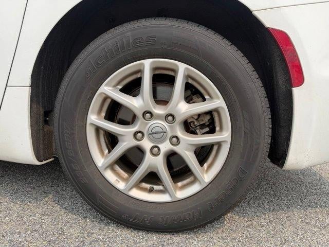 2023 Chrysler Pacifica Touring L FWD