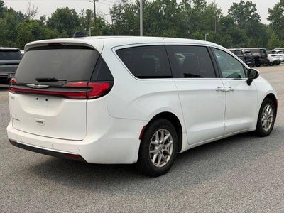 2023 Chrysler Pacifica Touring L FWD