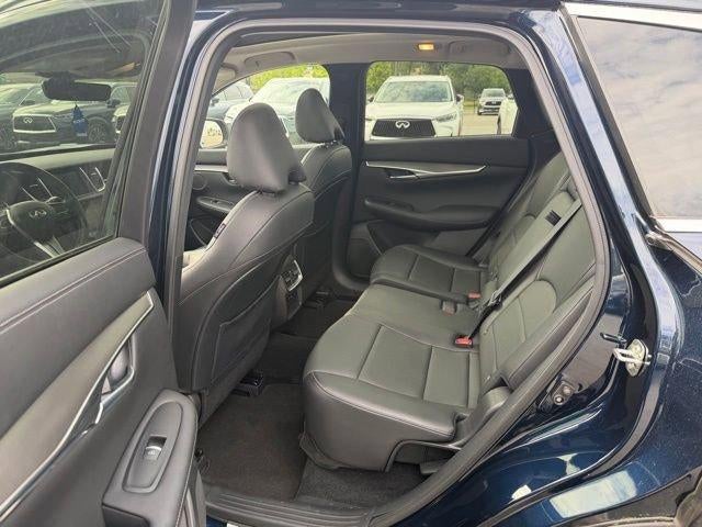 2023 INFINITI QX50 LUXE AWD